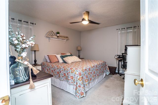 3321 39th Avenue Court NE 5, Hickory, NC 28601