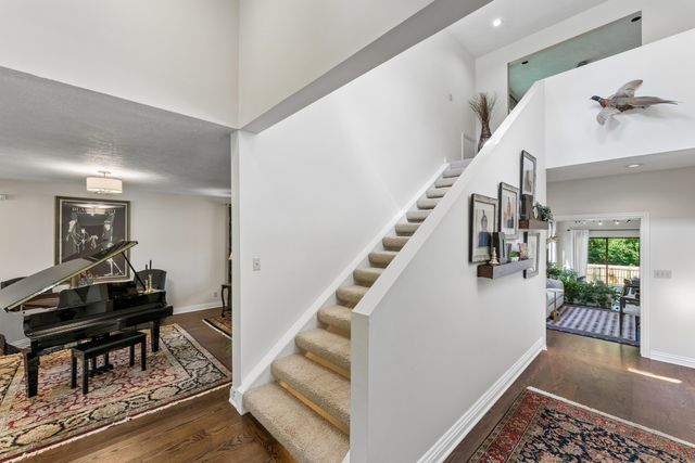 4550 E Bannister Road, Springfield, MO 65809
