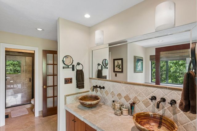 4550 E Bannister Road, Springfield, MO 65809