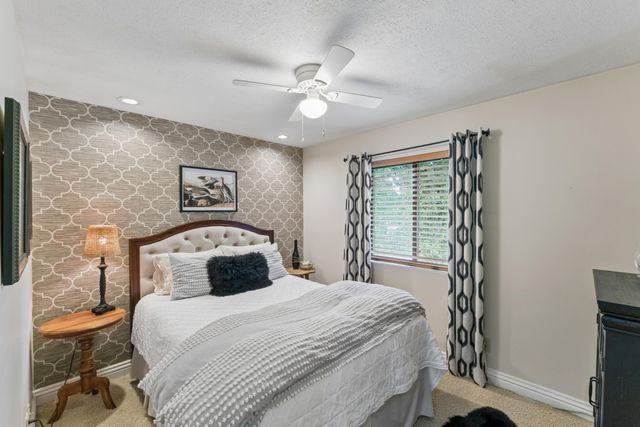 4550 E Bannister Road, Springfield, MO 65809