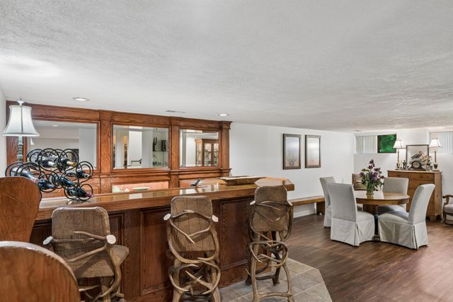 4550 E Bannister Road, Springfield, MO 65809