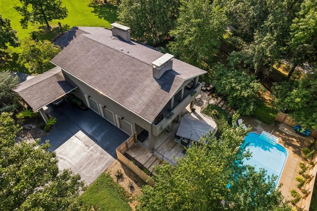 4550 E Bannister Road, Springfield, MO 65809