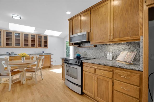 1583 Mitchell Way, Redwood City, CA 94061