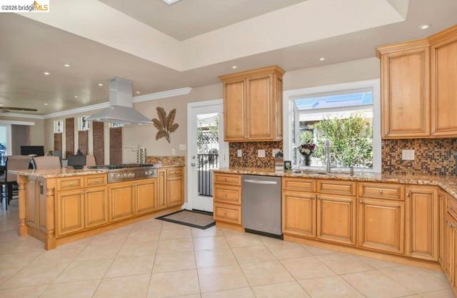 1056 Discovery Bay Blvd, Discovery Bay, CA 94505