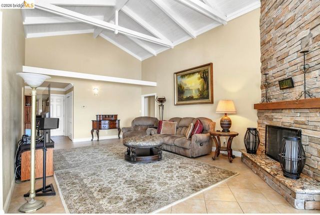 1056 Discovery Bay Blvd, Discovery Bay, CA 94505