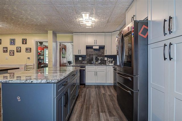 15204 WESTMINISTER AVENUE, Clearwater, FL 33760