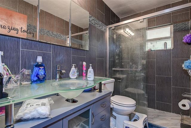 15204 WESTMINISTER AVENUE, Clearwater, FL 33760