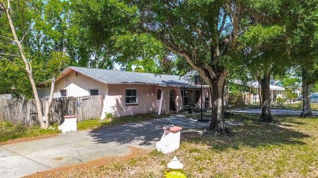 15204 WESTMINISTER AVENUE, Clearwater, FL 33760