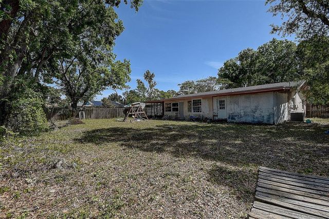 15204 WESTMINISTER AVENUE, Clearwater, FL 33760