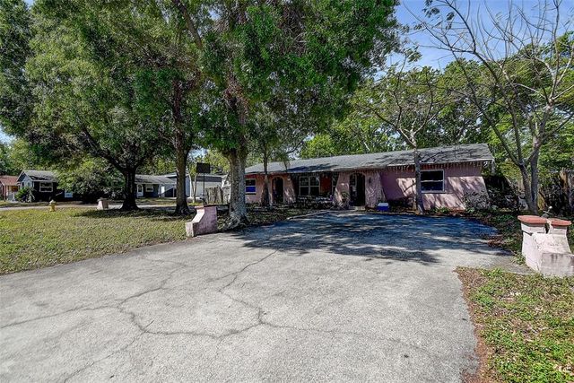 15204 WESTMINISTER AVENUE, Clearwater, FL 33760