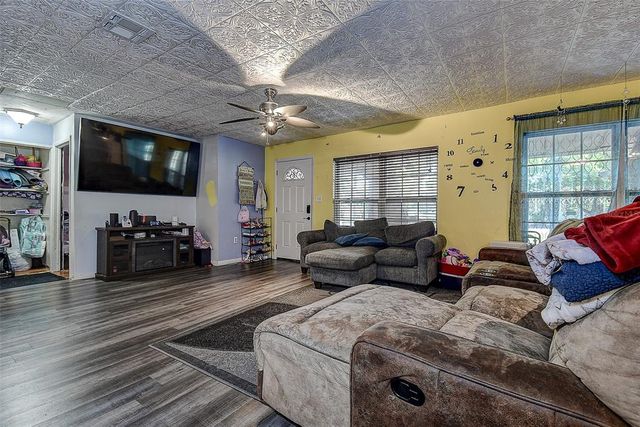 15204 WESTMINISTER AVENUE, Clearwater, FL 33760
