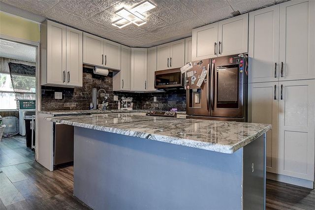 15204 WESTMINISTER AVENUE, Clearwater, FL 33760