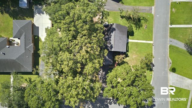 1313 E Carson Rd, Mobile, AL 36695