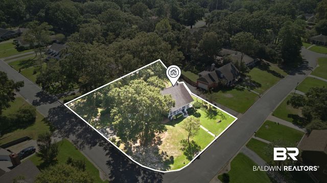 1313 E Carson Rd, Mobile, AL 36695
