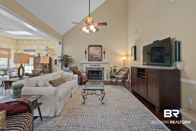 1313 E Carson Rd, Mobile, AL 36695