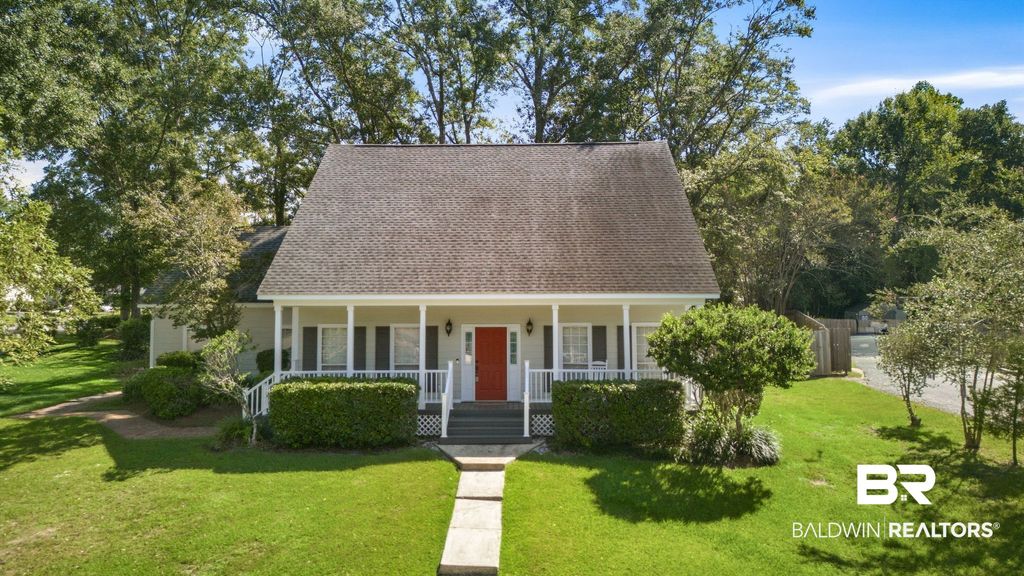 1313 E Carson Rd, Mobile, AL 36695