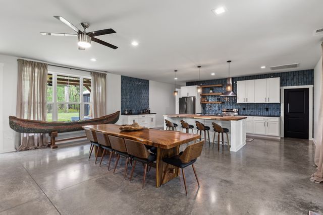 7909 Bill Moss Rd, White House, TN 37188