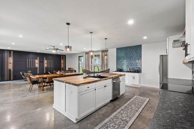 7909 Bill Moss Rd, White House, TN 37188