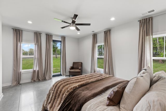7909 Bill Moss Rd, White House, TN 37188