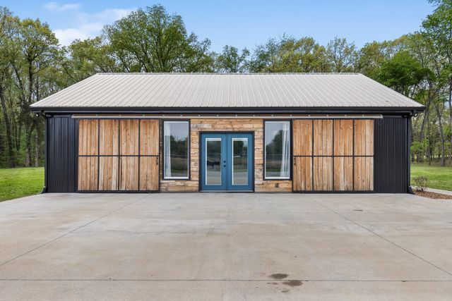 7909 Bill Moss Rd, White House, TN 37188