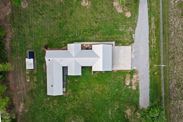 7909 Bill Moss Rd, White House, TN 37188