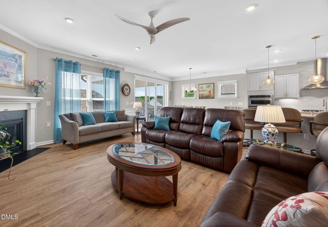 920 Del Webb Manor Avenue, Wake Forest, NC 27587