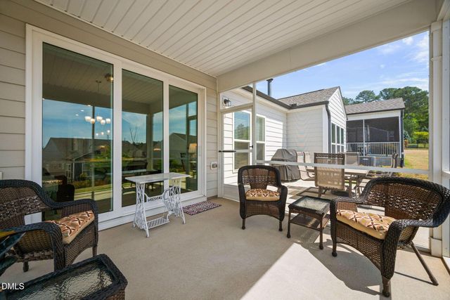 920 Del Webb Manor Avenue, Wake Forest, NC 27587