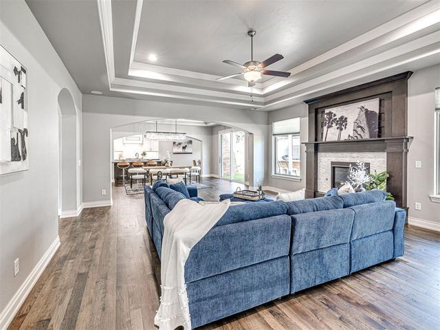 1065 Villas Creek Drive, Edmond, OK 73003