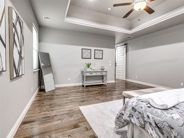 1065 Villas Creek Drive, Edmond, OK 73003