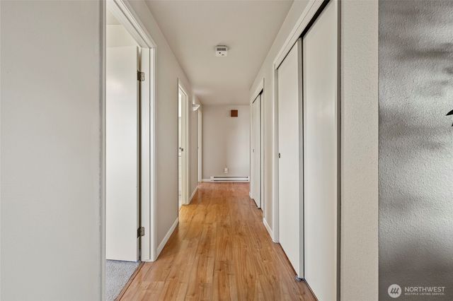 710 E Bay Front Lane, Oak Harbor, WA 98277