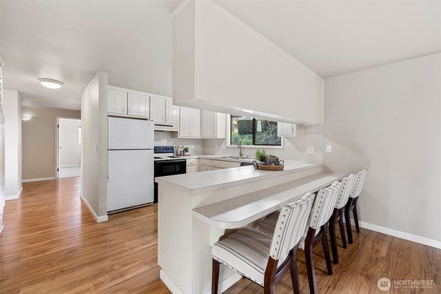 710 E Bay Front Lane, Oak Harbor, WA 98277