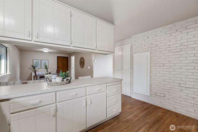 710 E Bay Front Lane, Oak Harbor, WA 98277