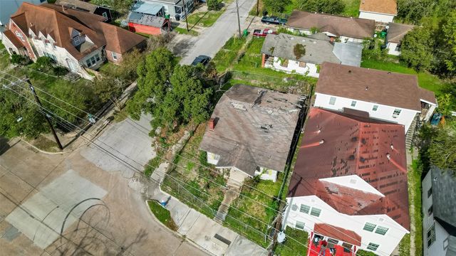 3301 Holman Street, Houston, TX 77004