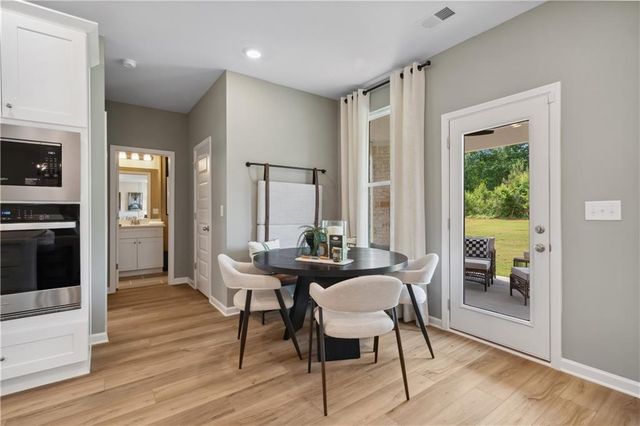 160 Compass Road, Hampton, GA 30228