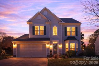 12824 Harvest Time Court, Charlotte, NC 28278