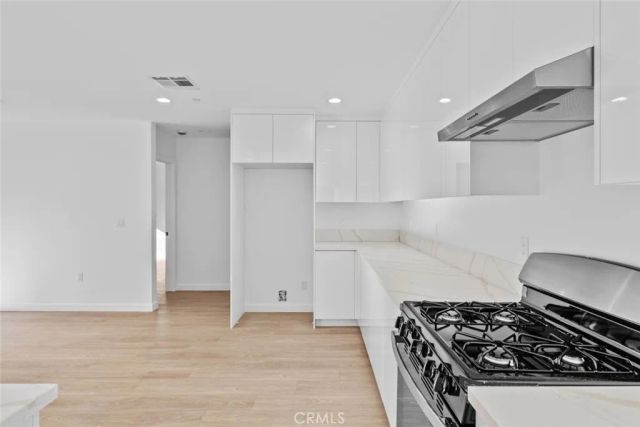 6842 Cedros Avenue, Van Nuys, CA 91405