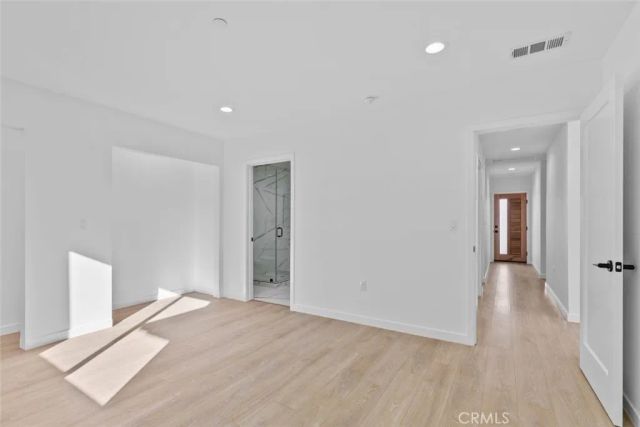 6842 Cedros Avenue, Van Nuys, CA 91405