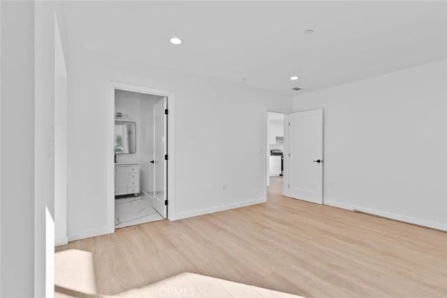 6842 Cedros Avenue, Van Nuys, CA 91405