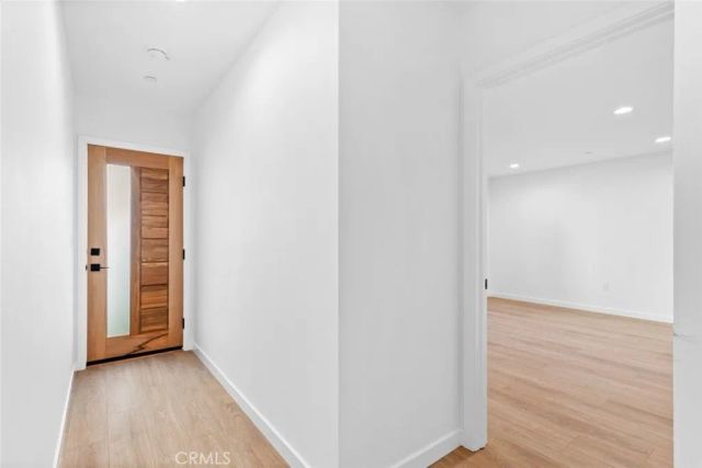 6842 Cedros Avenue, Van Nuys, CA 91405