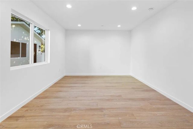6842 Cedros Avenue, Van Nuys, CA 91405