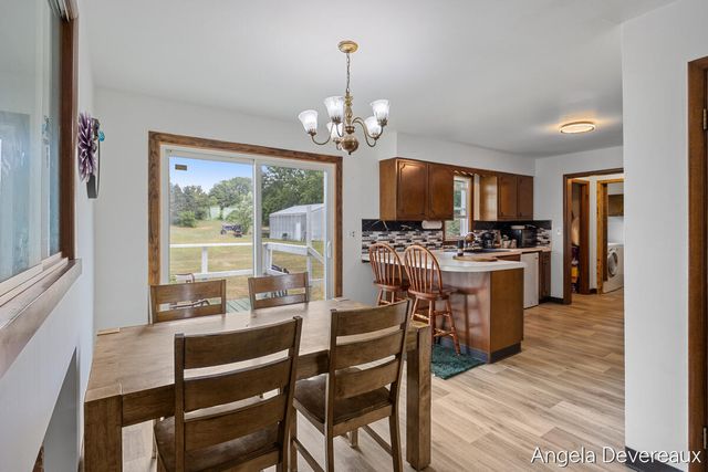 2637 17 Mile Road, Kent City, MI 49330