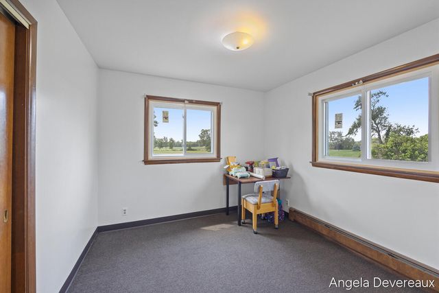 2637 17 Mile Road, Kent City, MI 49330