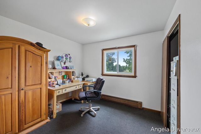 2637 17 Mile Road, Kent City, MI 49330