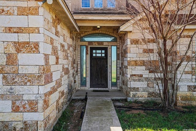 3270 County Road 405, Floresville, TX 78114