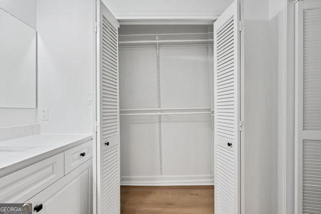 11 FORREST Place, Atlanta, GA 30328