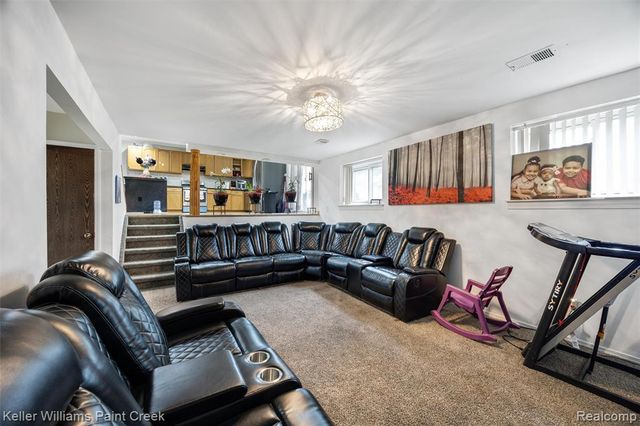 33984 Little Mack Avenue, Clinton Township, MI 48035