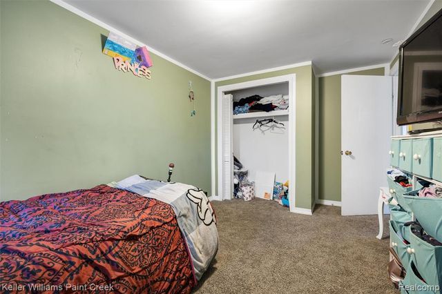 33984 Little Mack Avenue, Clinton Township, MI 48035