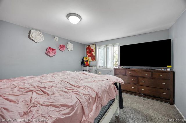 33984 Little Mack Avenue, Clinton Township, MI 48035