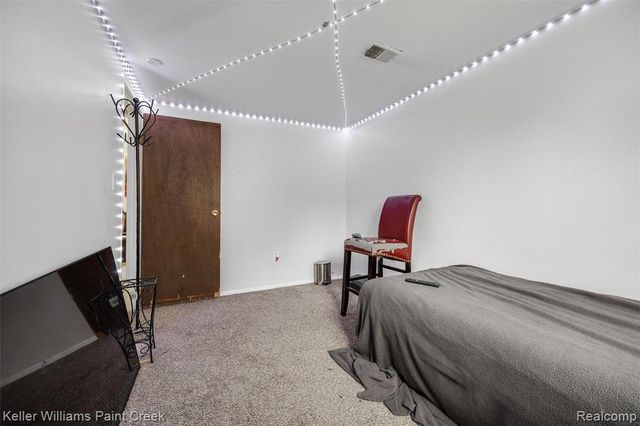 33984 Little Mack Avenue, Clinton Township, MI 48035