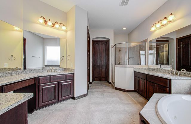 5711 Avon Landing Lane, Sugar Land, TX 77479